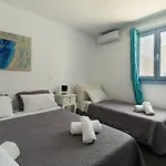 Blue Heart Mykonos Up To 10 People Location 펜션 *