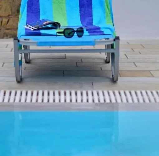 Tatil Evi Blue Heart Mykonos Up To 10 People Location Mykonos Town