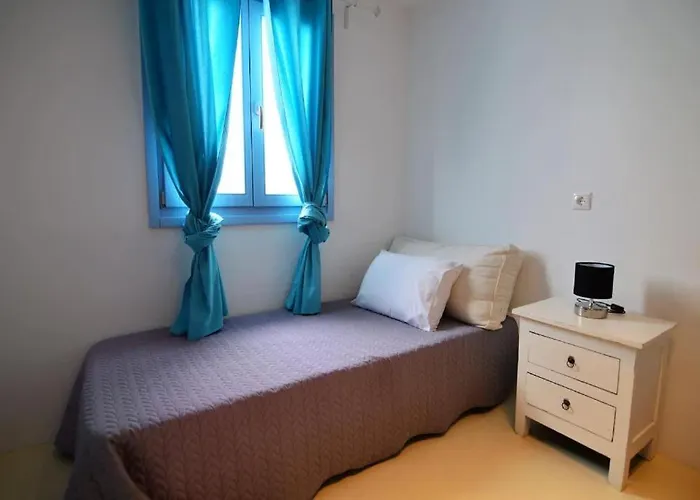 Blue Heart Mykonos Up To 10 People Location